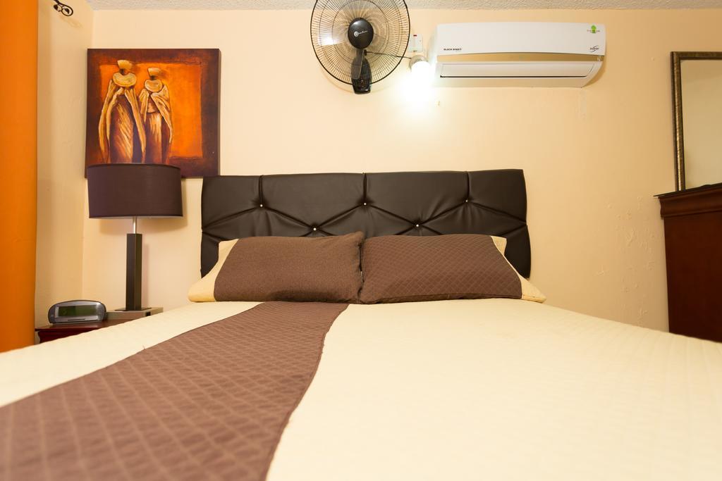 Cozy Accommodations كينغستون المظهر الخارجي الصورة