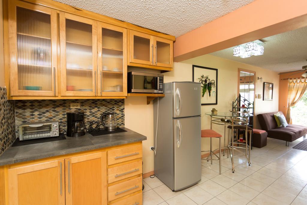 Cozy Accommodations كينغستون المظهر الخارجي الصورة